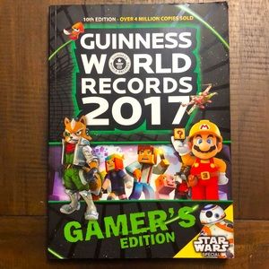 🌿3/$15🌿 Guinness world records 2017 gamers ed